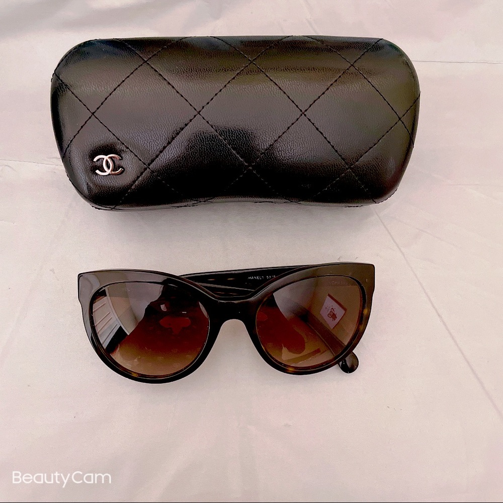 Chanel cat eye sunglasses. Like new.
